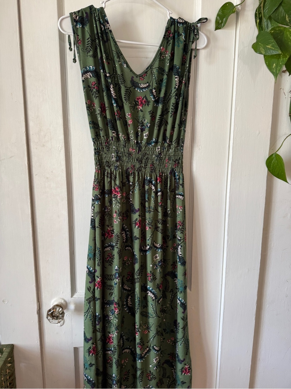 Sleeveless Green Floral V-Neck Maxi Dress FC size m-L - Picture 5 of 9